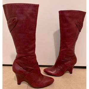 Diba Black Cherry Heeled Leather Boots Size 8